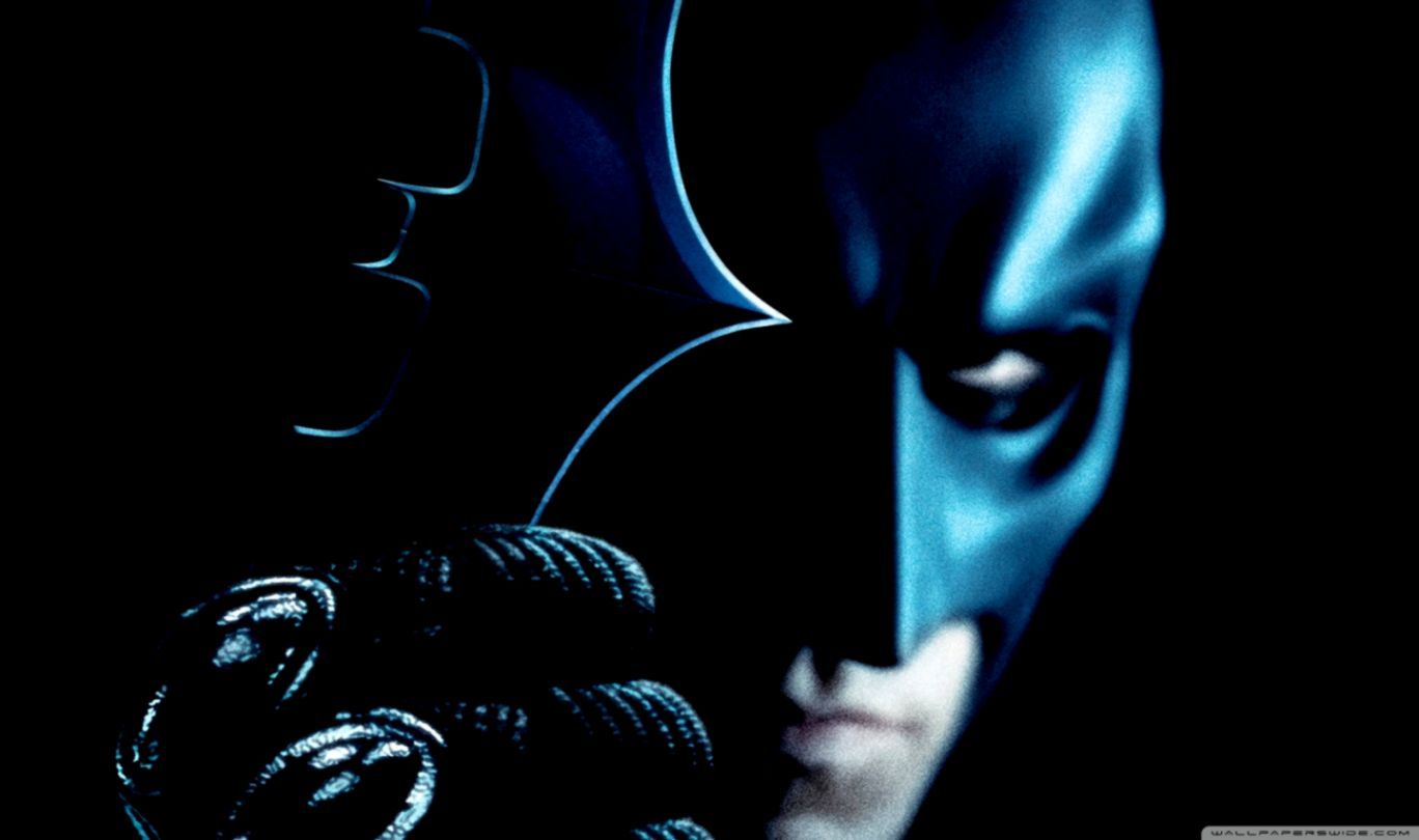 Batman maschera blu scuro, 1368x810 720p, Monitor Gaming