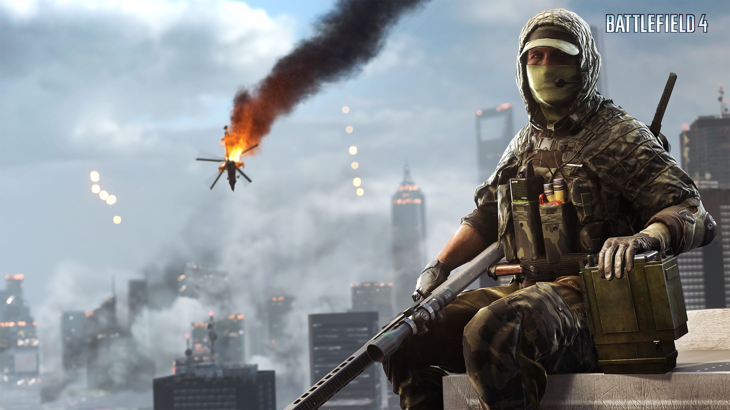 Soldato Battlefield 4 su tetto città, 2560x1440 1440p, Desktop