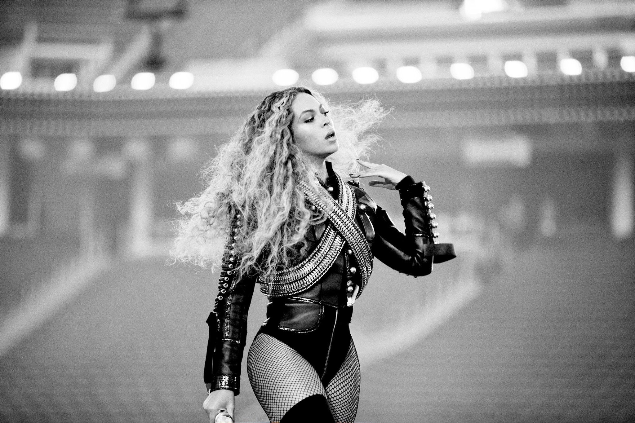 Beyoncé concerto bianco e nero, 2048x1365 2K, PC