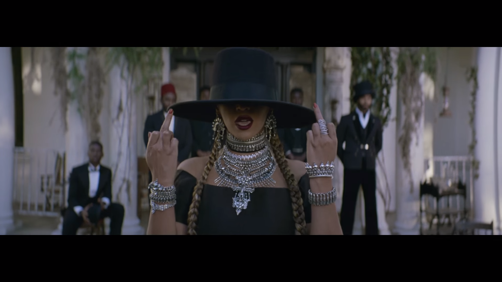 Beyoncé abito nero cappello, 1920x1080 Full HD, Desktop