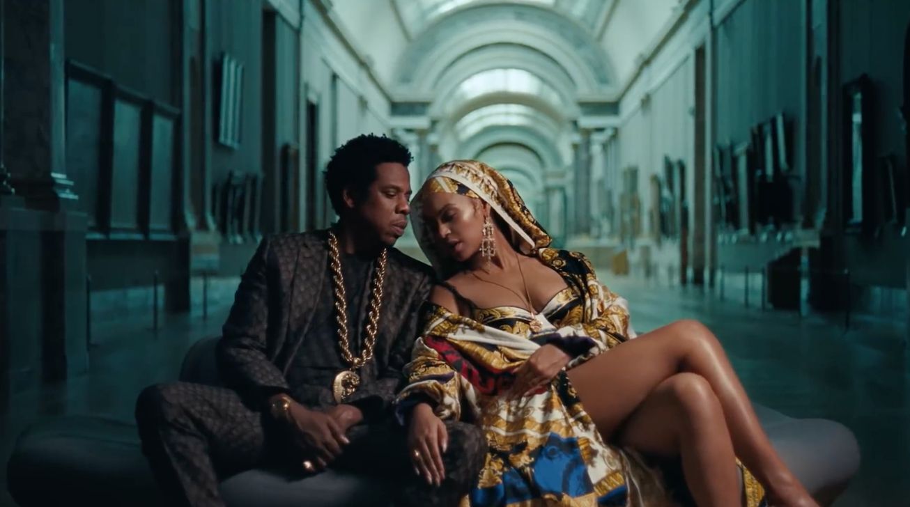 Beyoncé e Jay-Z al Louvre, 1306x728 720p, PC
