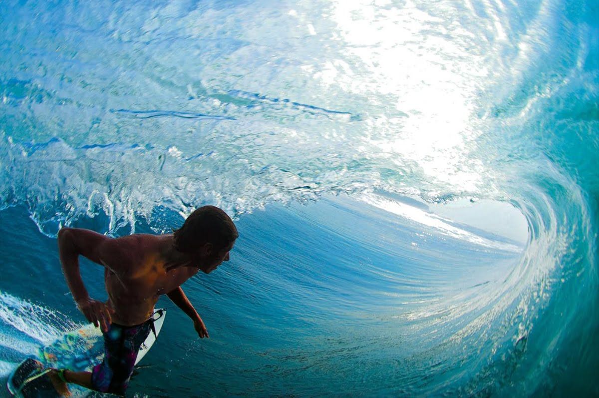 Surfista dentro onda blu, 1200x797 HD, PC