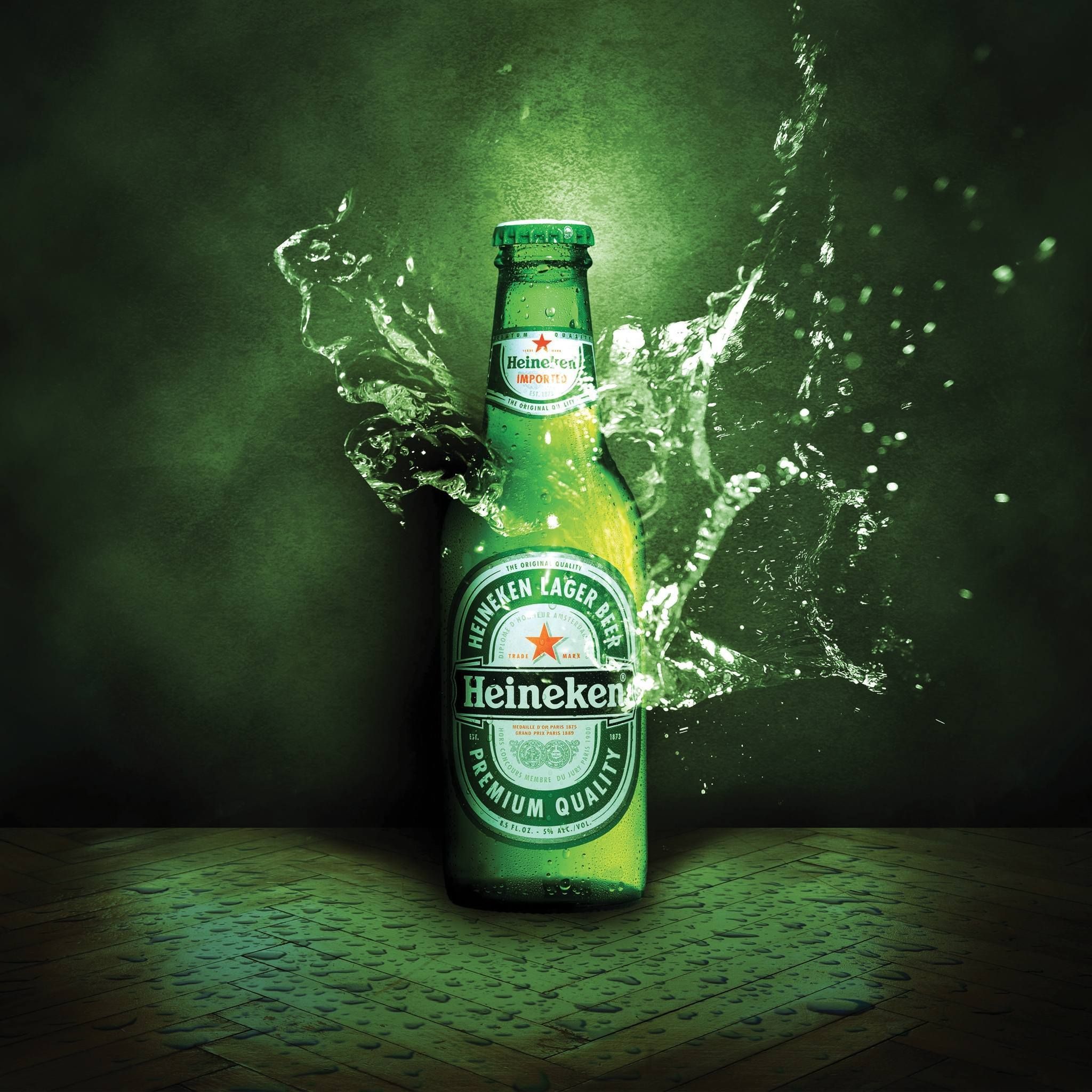 Bottiglia Heineken con splash acqua, 2048x2048 2K, PC