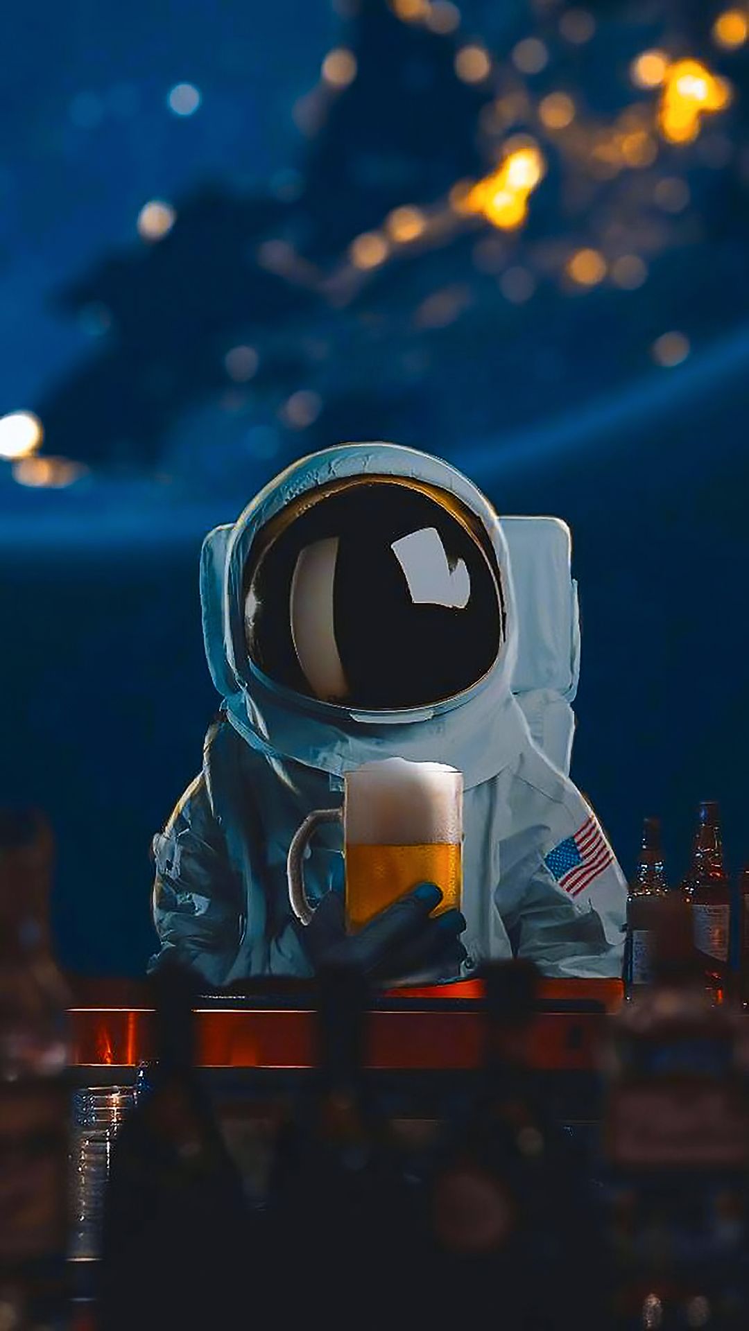 Astronauta con boccale di birra, 1080x1920 Full HD Verticale, Smartphone