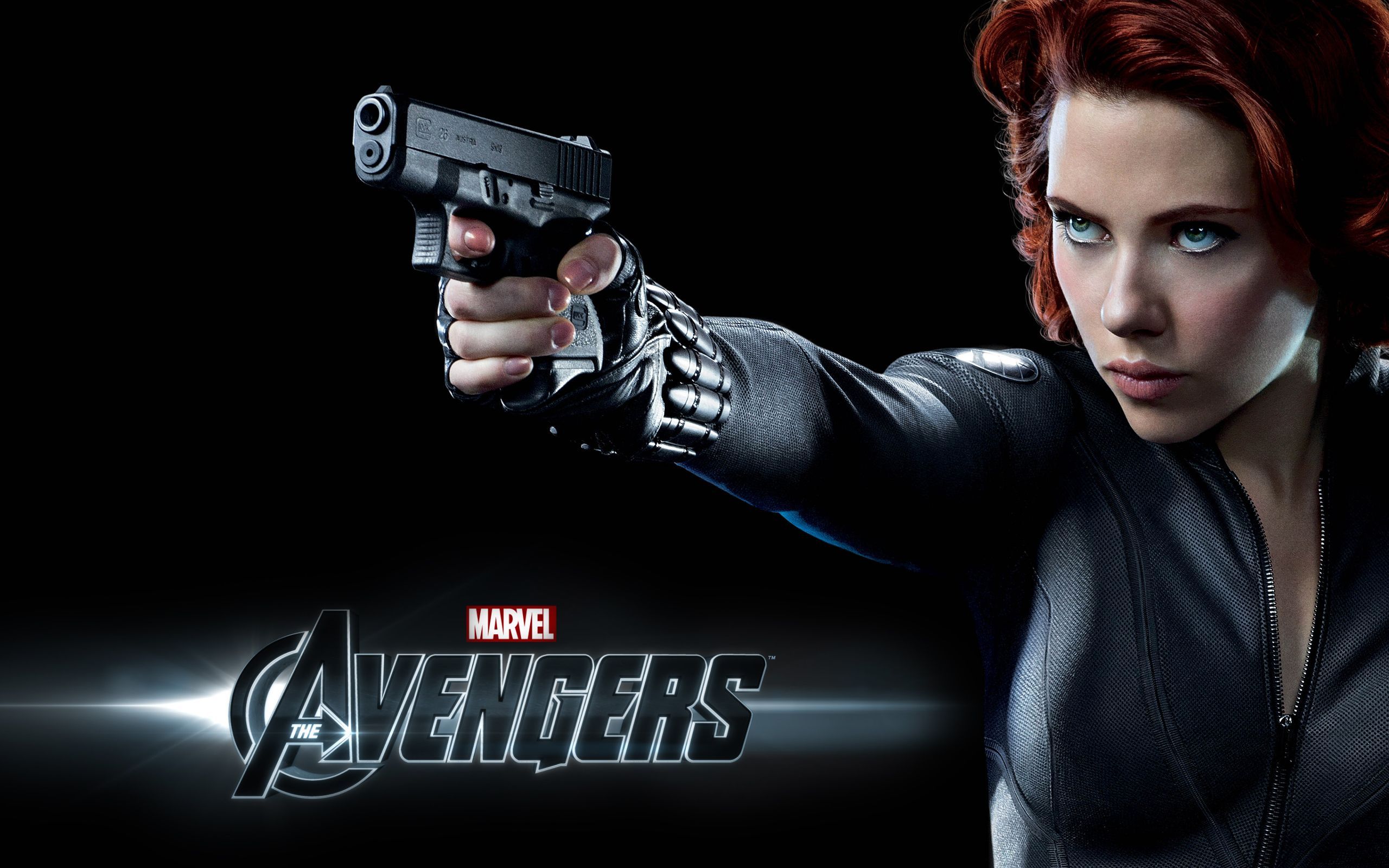 Black Widow Avengers con pistola, 2560x1600 WQXGA, Monitor Gaming