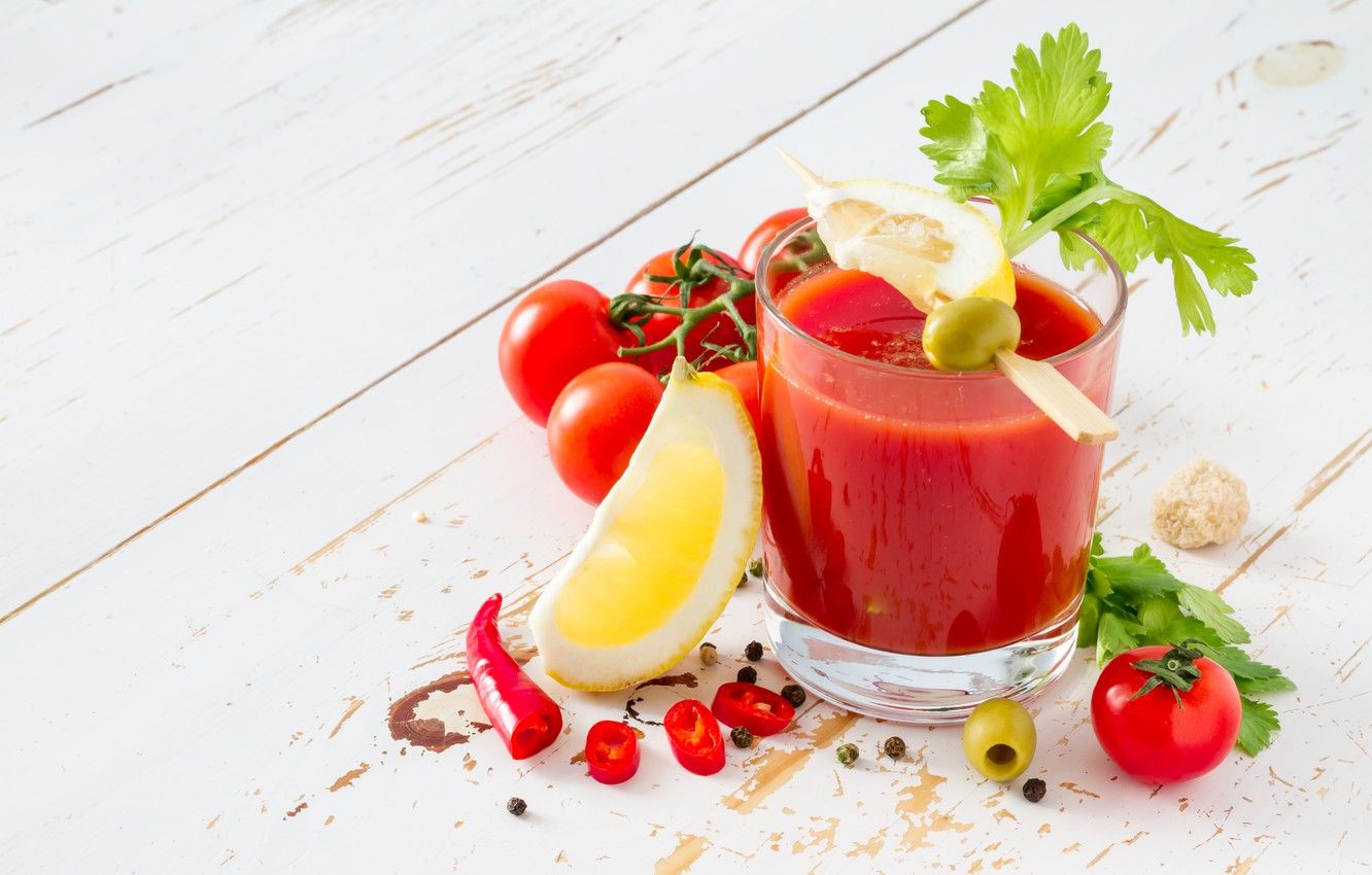 Cocktail Bloody Mary con cetriolo, 1920x1080 Full HD, Laptop