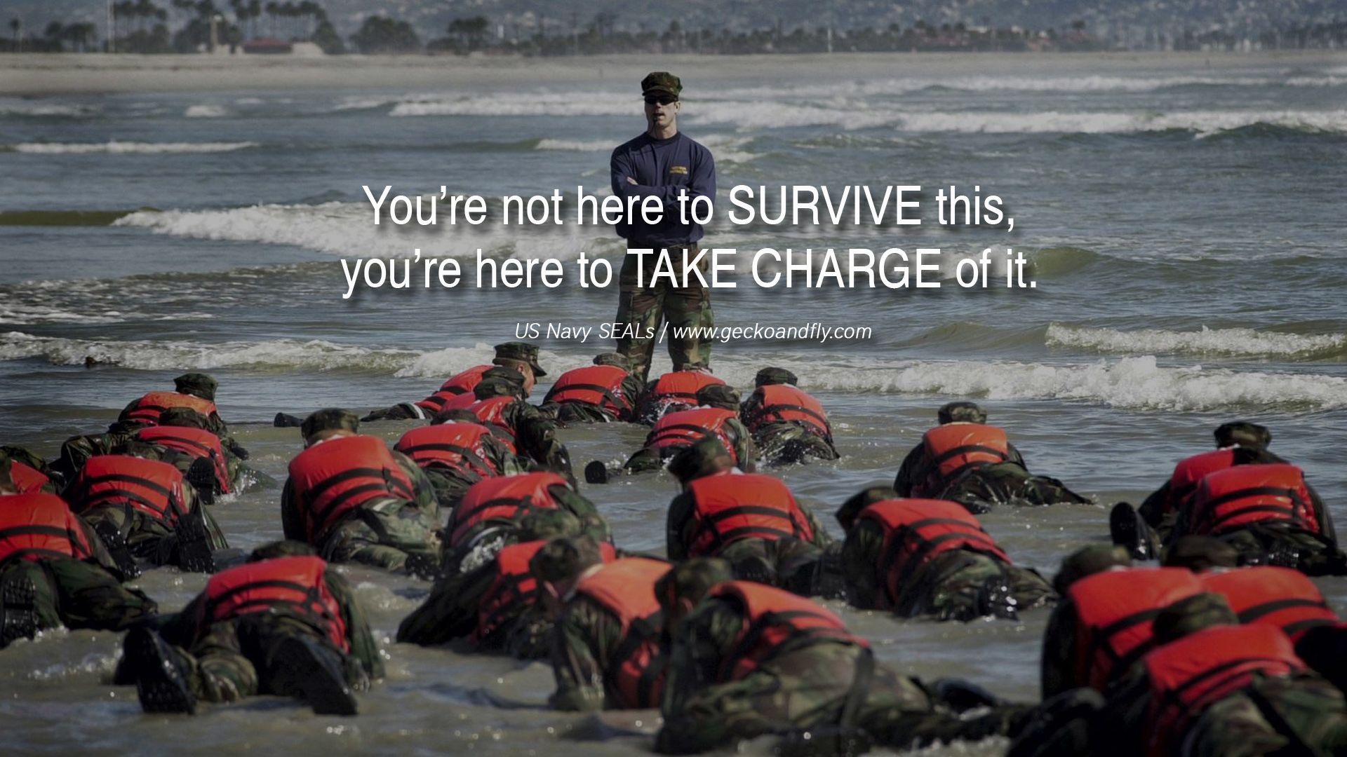 Barca militare Navy in acqua, 1920x1200 Full HD+ WUXGA, Laptop