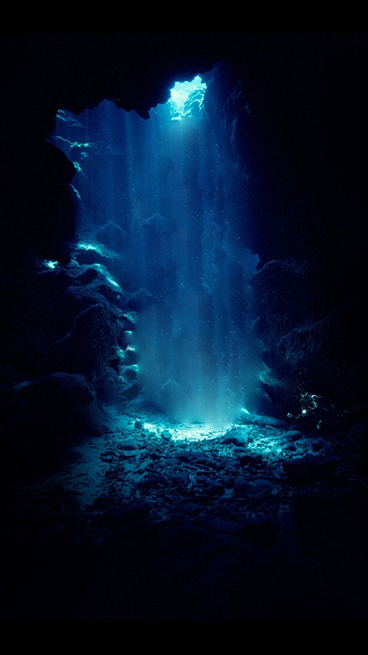 Grotta sottomarina con luce blu, 750x1334 Verticale, Telefono