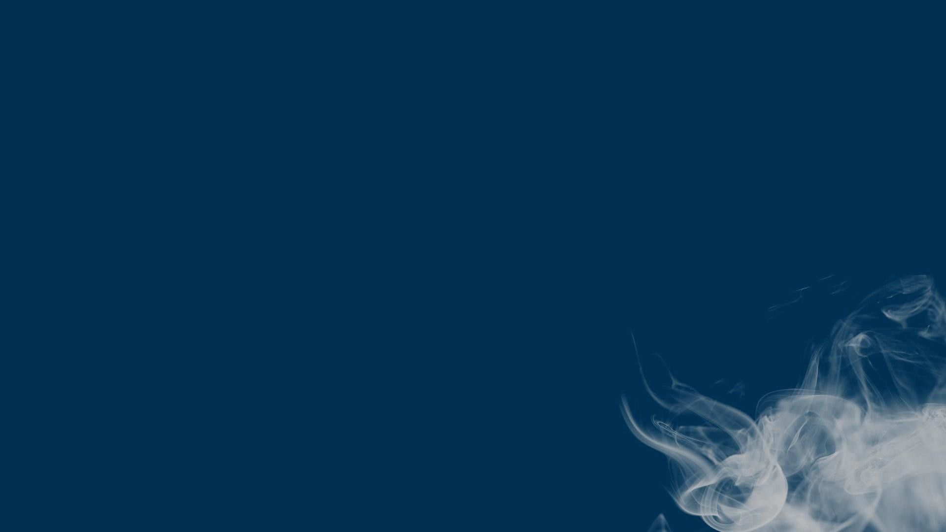 Fumo bianco su blu scuro, 1920x1080 Full HD, PC