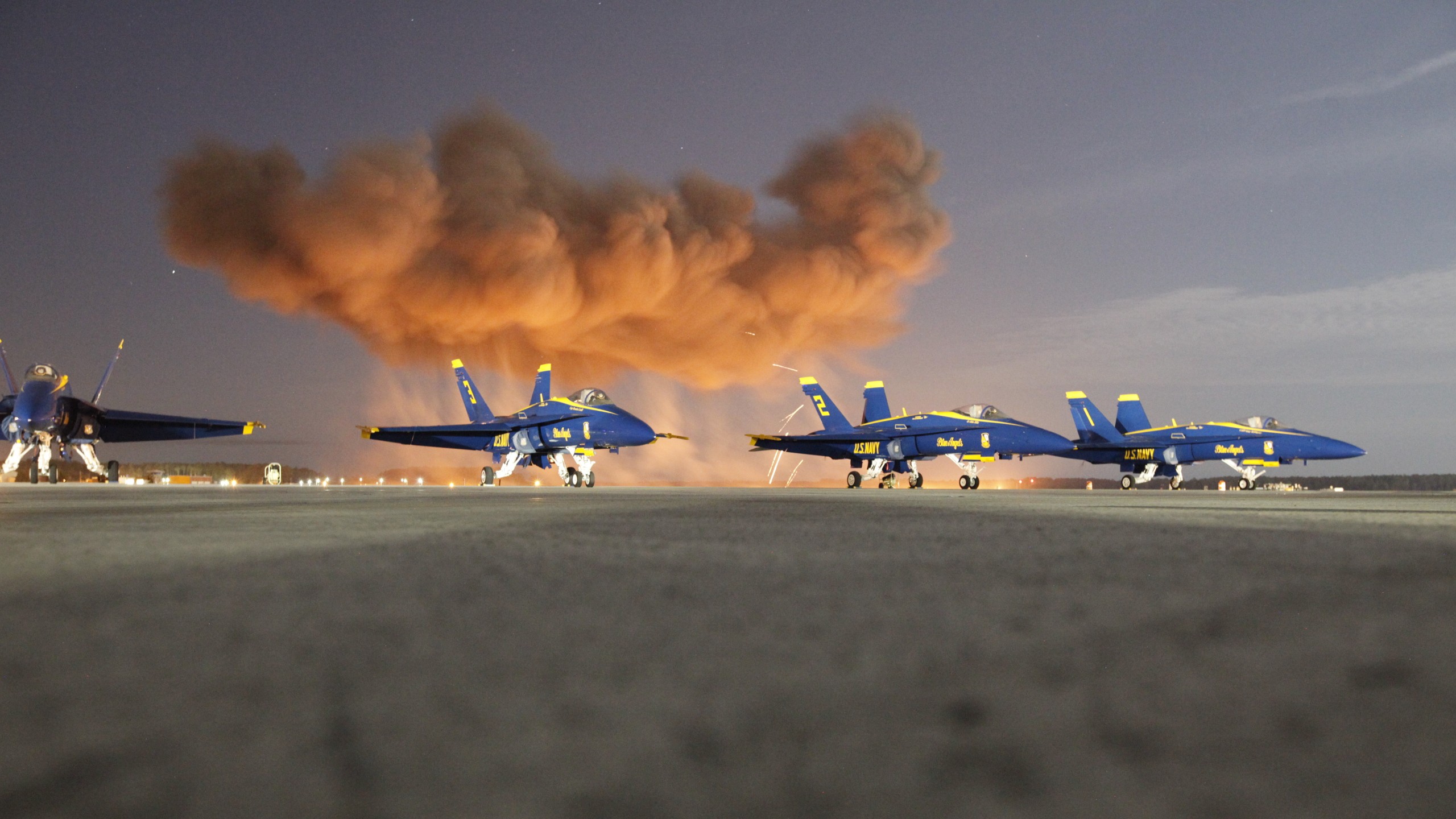 Blue Angels jet decollo fumo, 2560x1440 QHD, Laptop