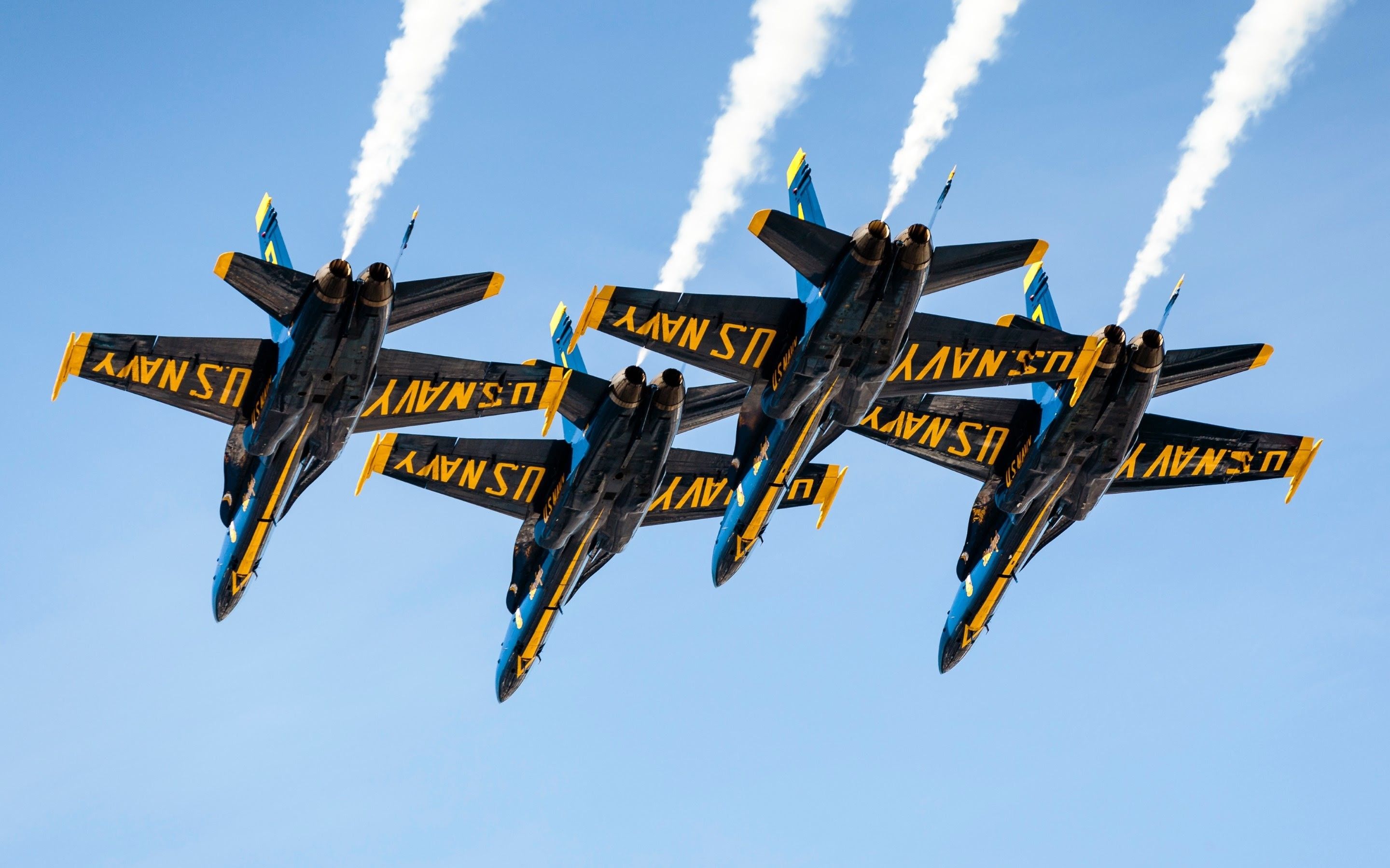 Blue Angels jet formazione, 2880x1800 WQXGA, Laptop