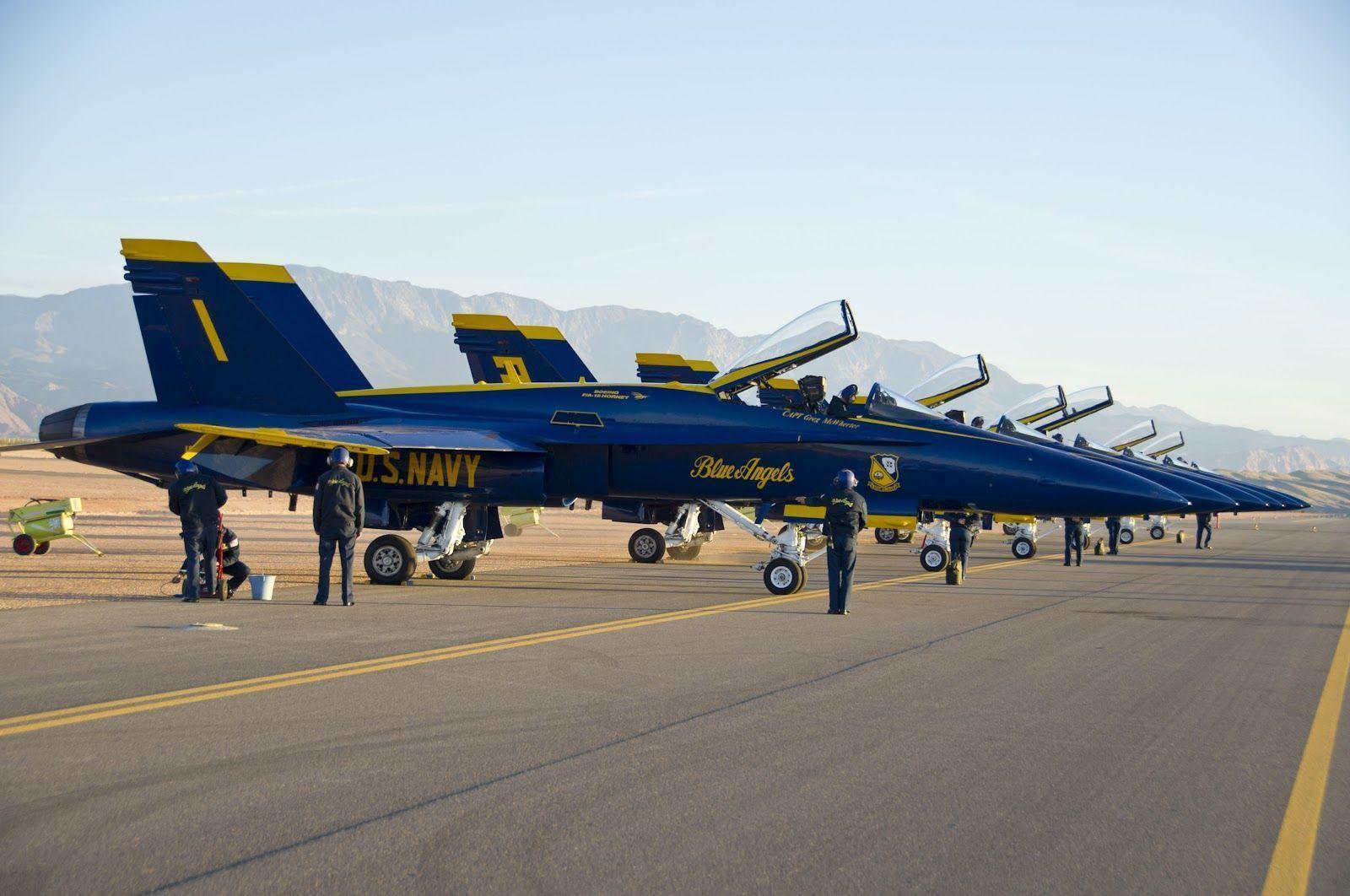 Jet Blue Angels allineati pista, F/A-18, 1600x1062 HD Ready, PC