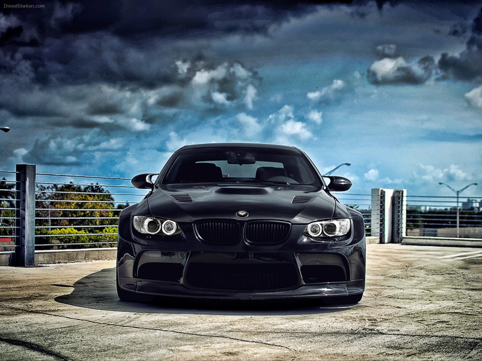 BMW M3 nera vista frontale, 1600x1200 HD Ready, Laptop