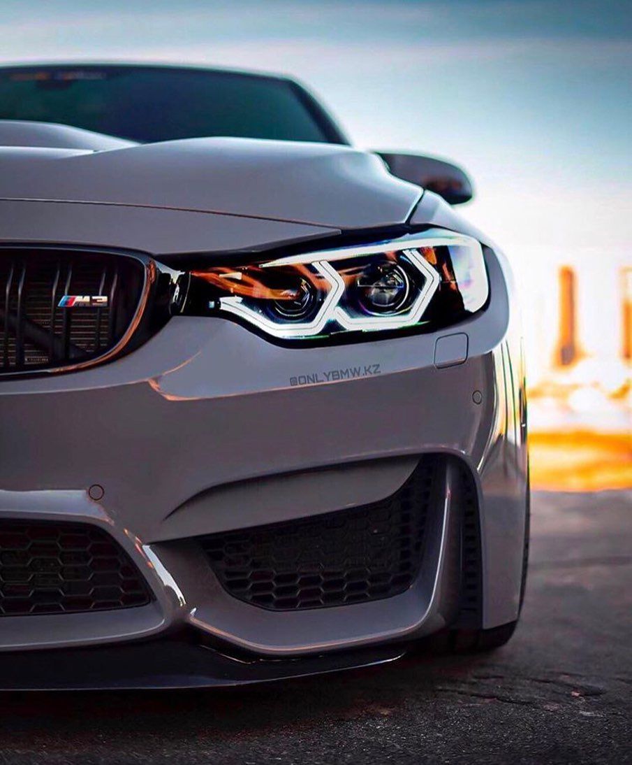 BMW M3 bianca frontale, 905x1094 Full HD Verticale, iPhone