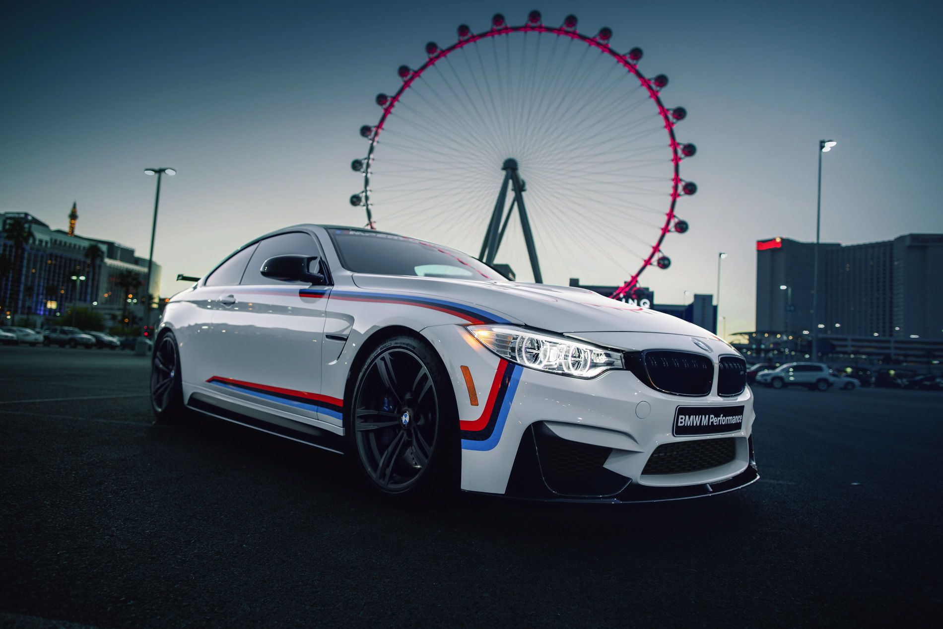 BMW M4 bianca ruota panoramica, 1900x1267 HD Ready, Desktop