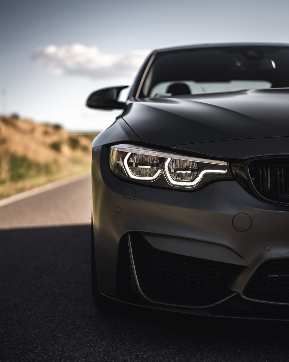Frontale BMW M4 grigia, 1000x1250 Full HD Verticale, Smartphone