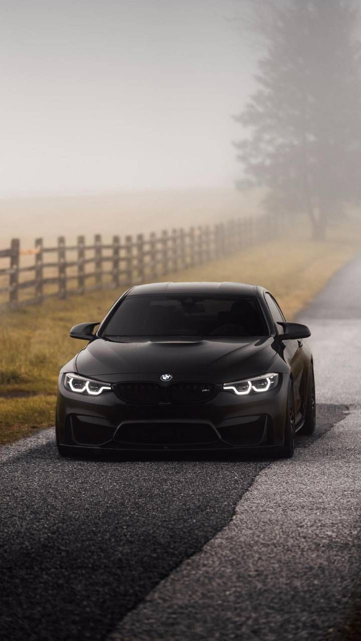 BMW M4 nera strada nebbia, 720x1280 Full HD Verticale, Google Pixel
