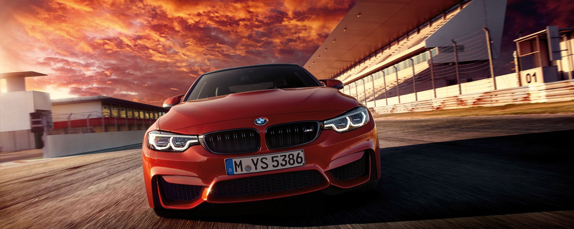 BMW M4 arancione pista, 1920x768 Panoramico, ROG Asus Laptop