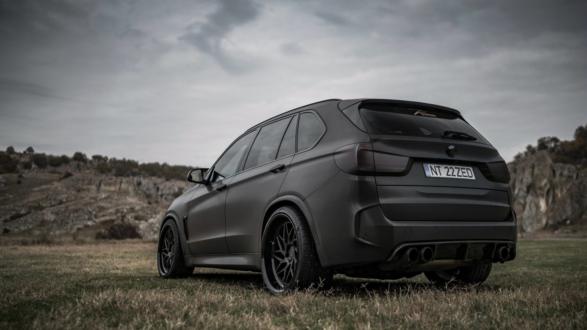 BMW X5 nero opaco, SUV, 1920x1080 1080p, Acer Nitro