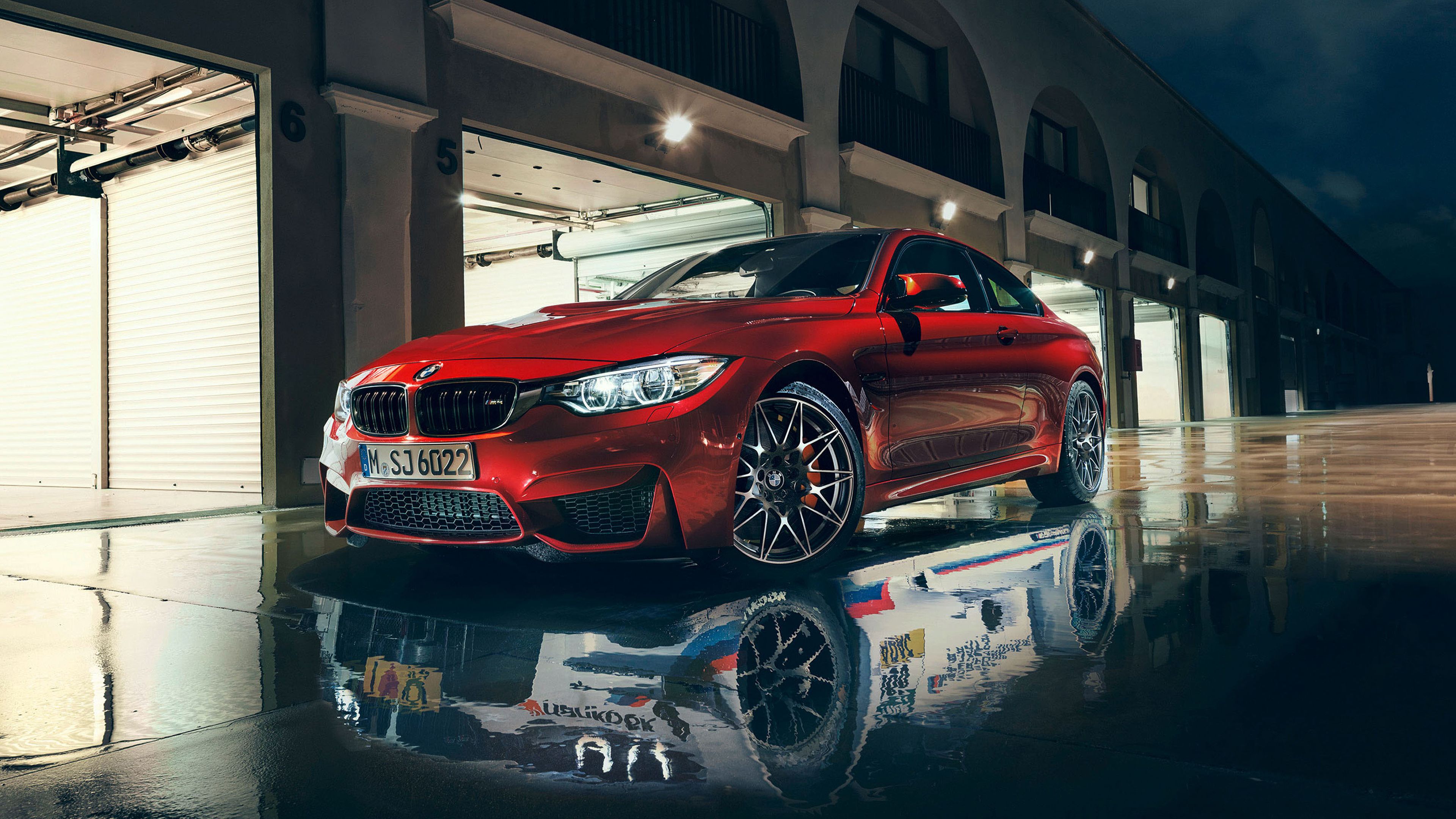 BMW M4 rossa in garage, 3840x2160 Ultra HD, 4K TV
