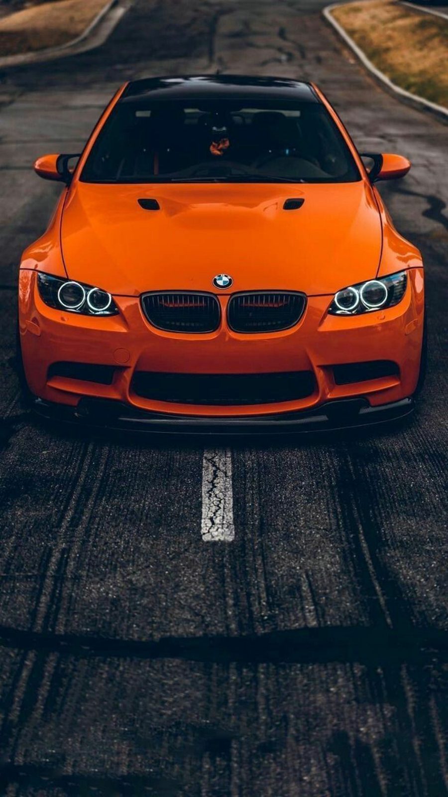 BMW M3 arancione su strada, 900x1600 Full HD Verticale, Smartphone