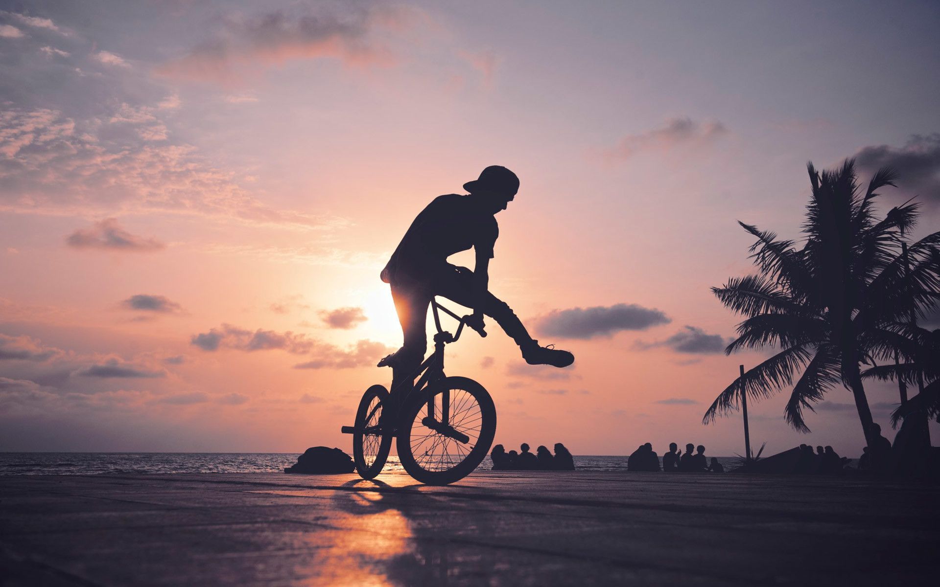 Ciclista BMX silhouette tramonto spiaggia, 1920x1200 Full HD+ WUXGA, Laptop