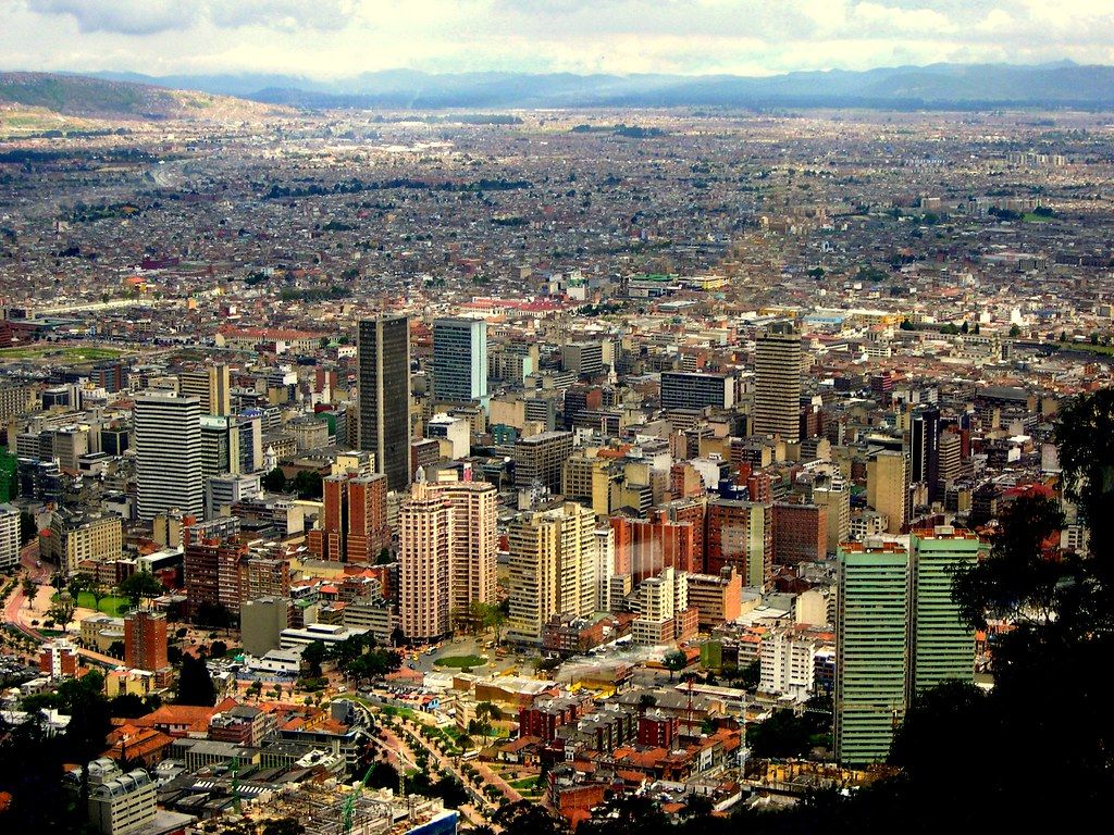 Vista aerea città Bogotà, 1280x1024 720p, Laptop