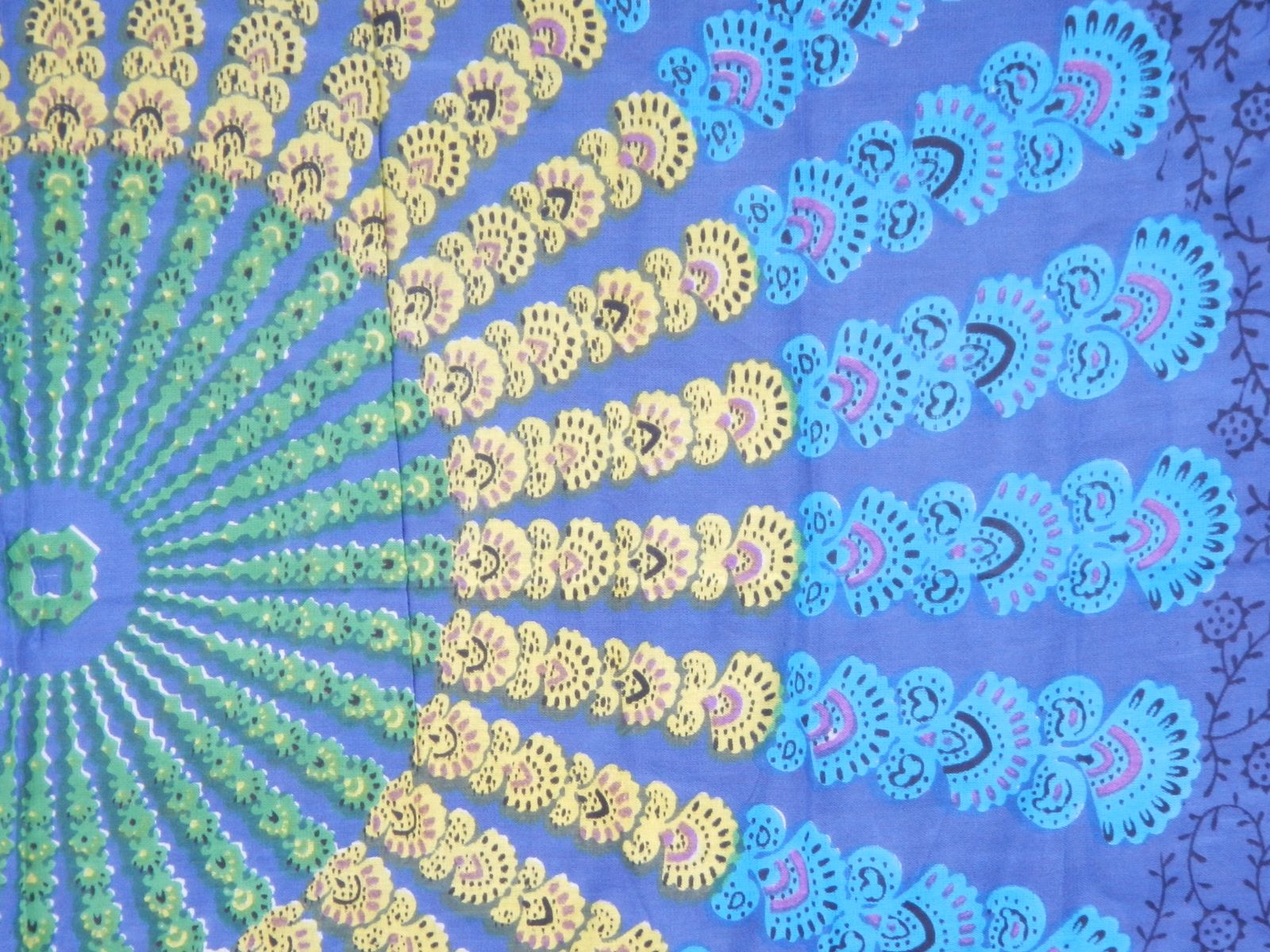 Mandala boho piume colorate, 1600x1200 900p, Desktop
