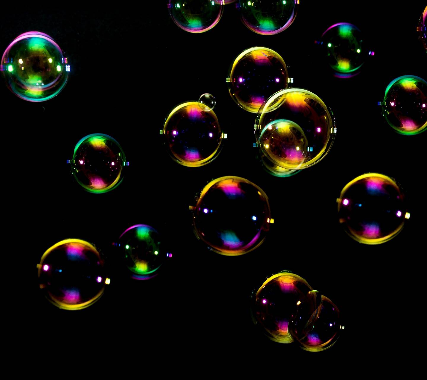 Bolle di sapone colorate scure, 1440x1280 720p, PC