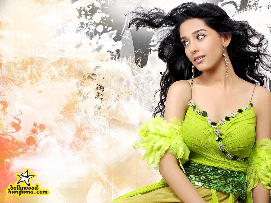 Attrice Bollywood abito verde, 1024x768 HD, Desktop