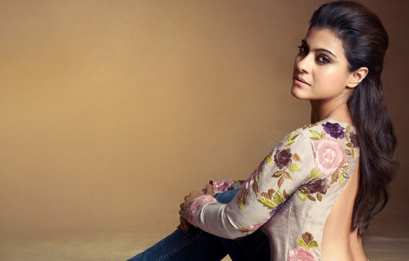 Attrice Kajol Bollywood, 1332x850 HD, Notebook Gaming