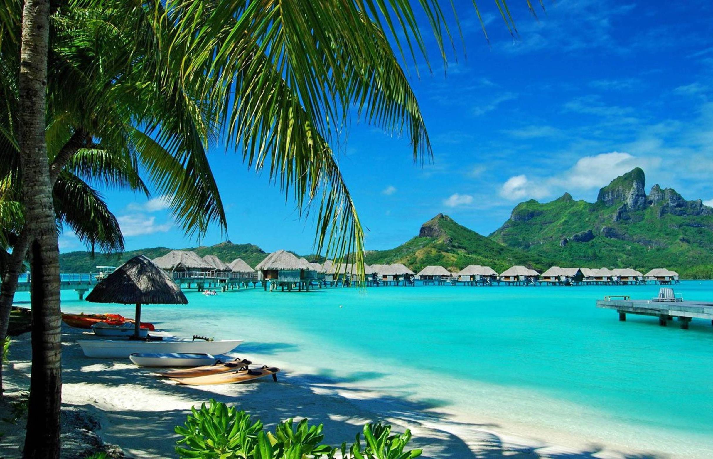 Bora Bora spiaggia tropicale bungalow, 2429x1563 alta risoluzione, Monitor Gaming