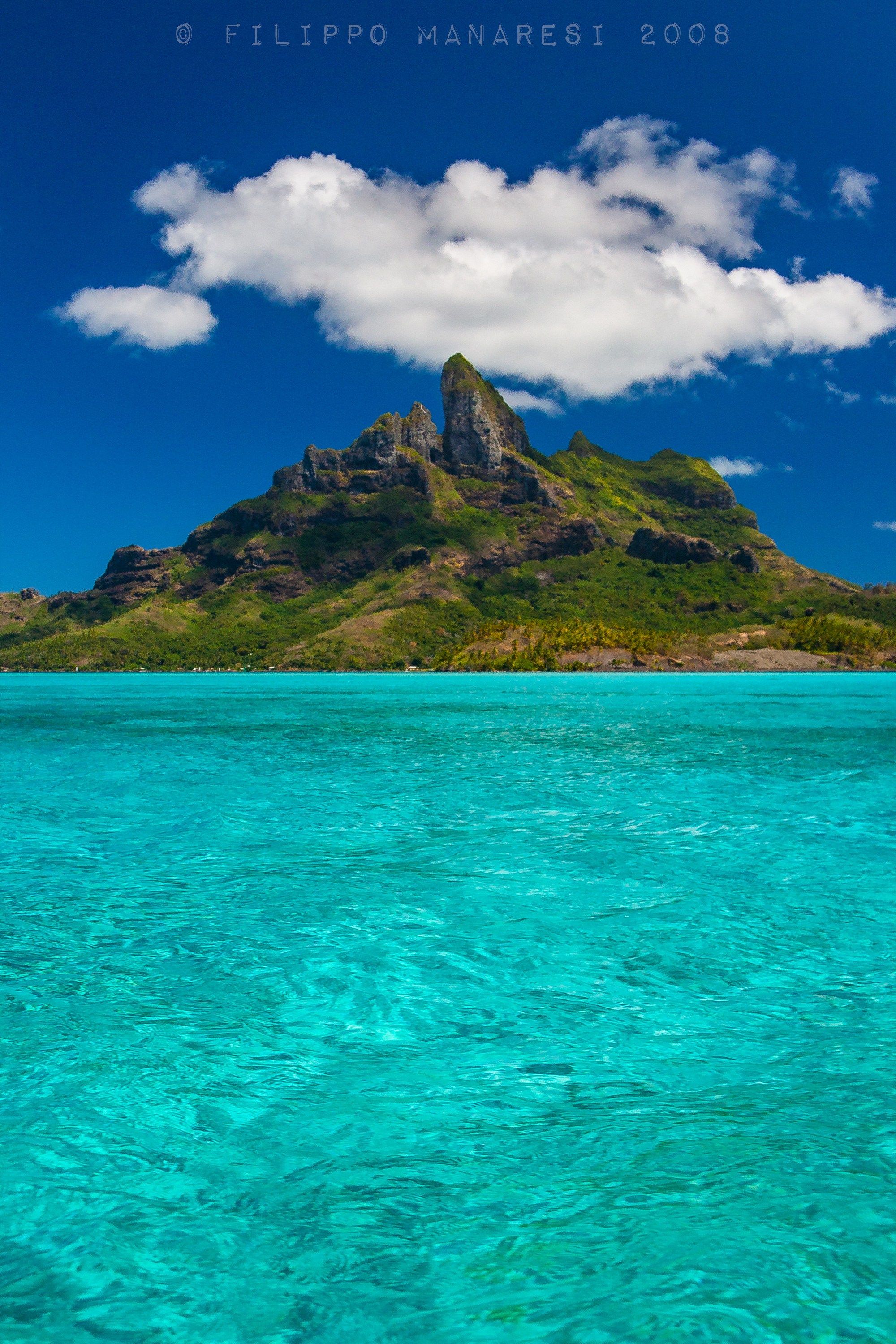 Montagna Bora Bora acqua turchese, 2000x3000 Verticale, Mobile