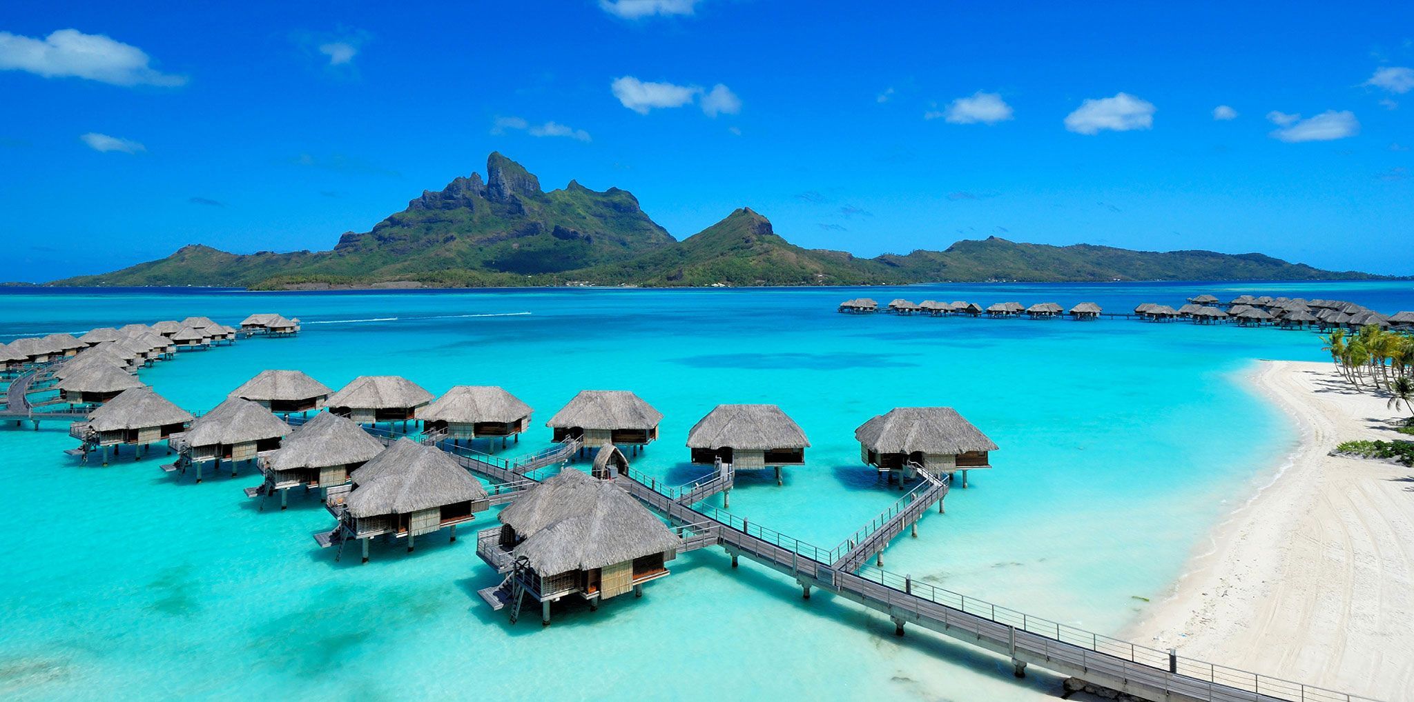 Bora Bora bungalow sull'acqua, 2048x1018 alta risoluzione, PC Desktop