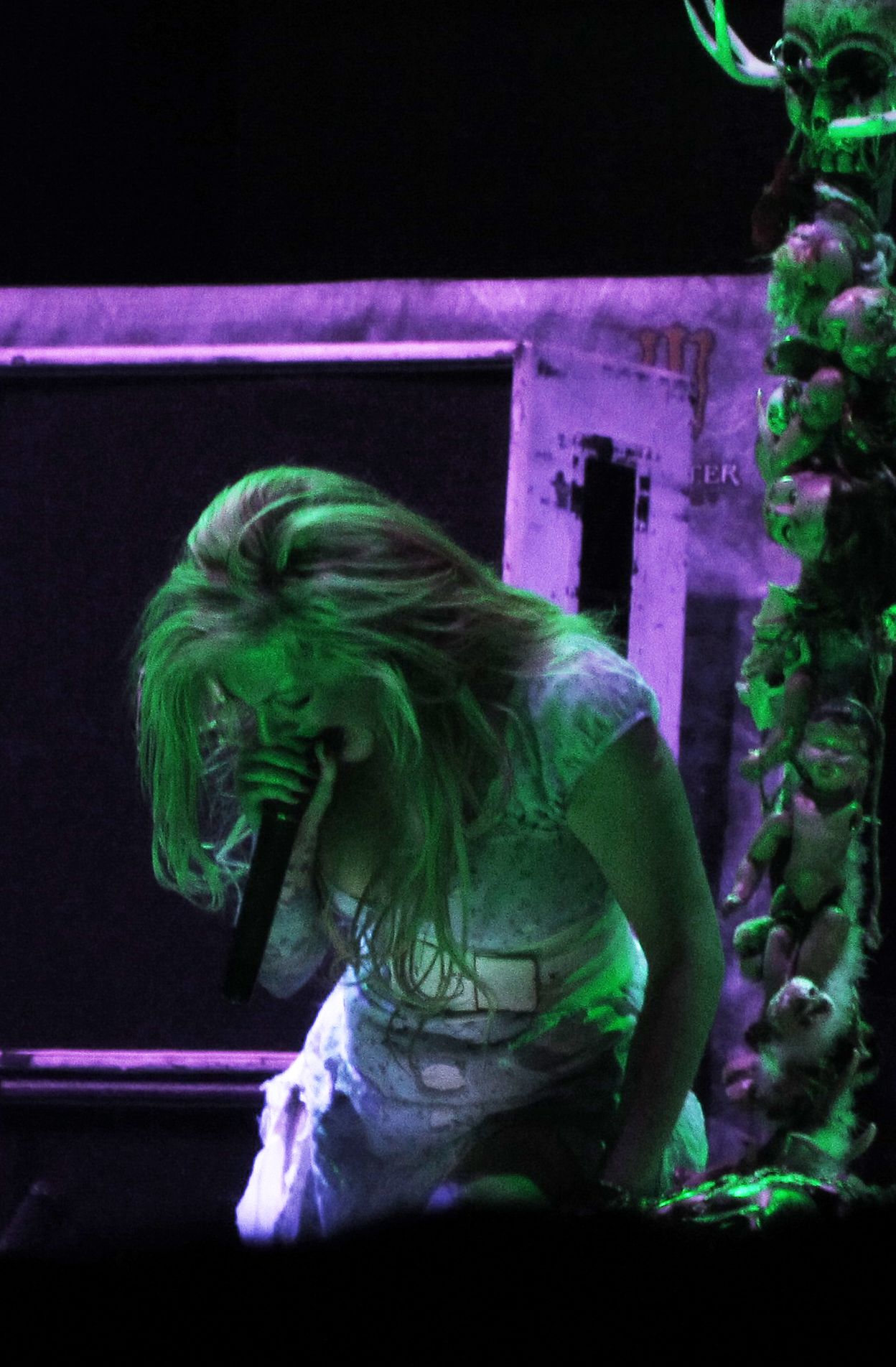 Maria Brink concerto luce verde, 1248x1904 Full HD Verticale, iPhone