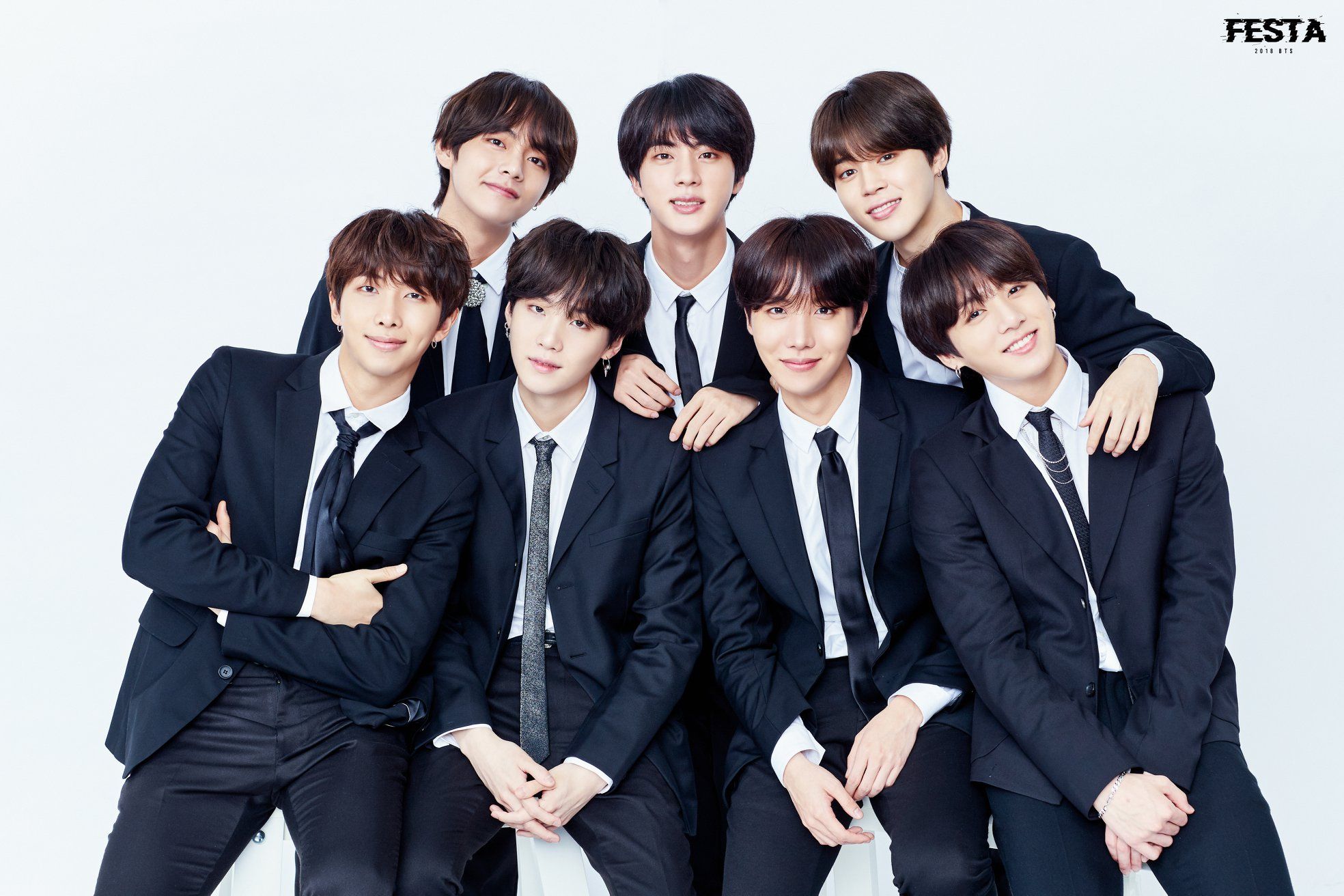 BTS gruppo abiti neri, 1968x1312 WUXGA, Desktop