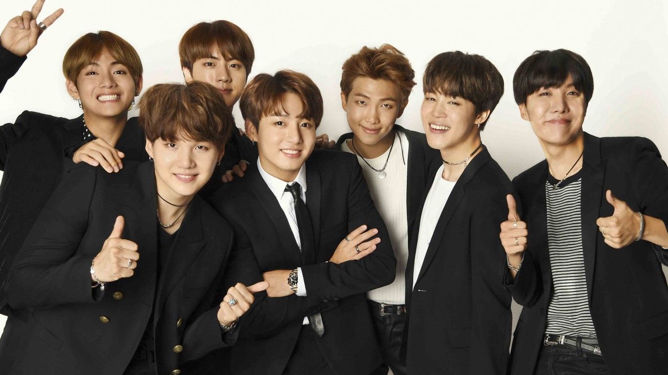 BTS gruppo foto abiti neri, 1366x768 HD, Notebook Gaming