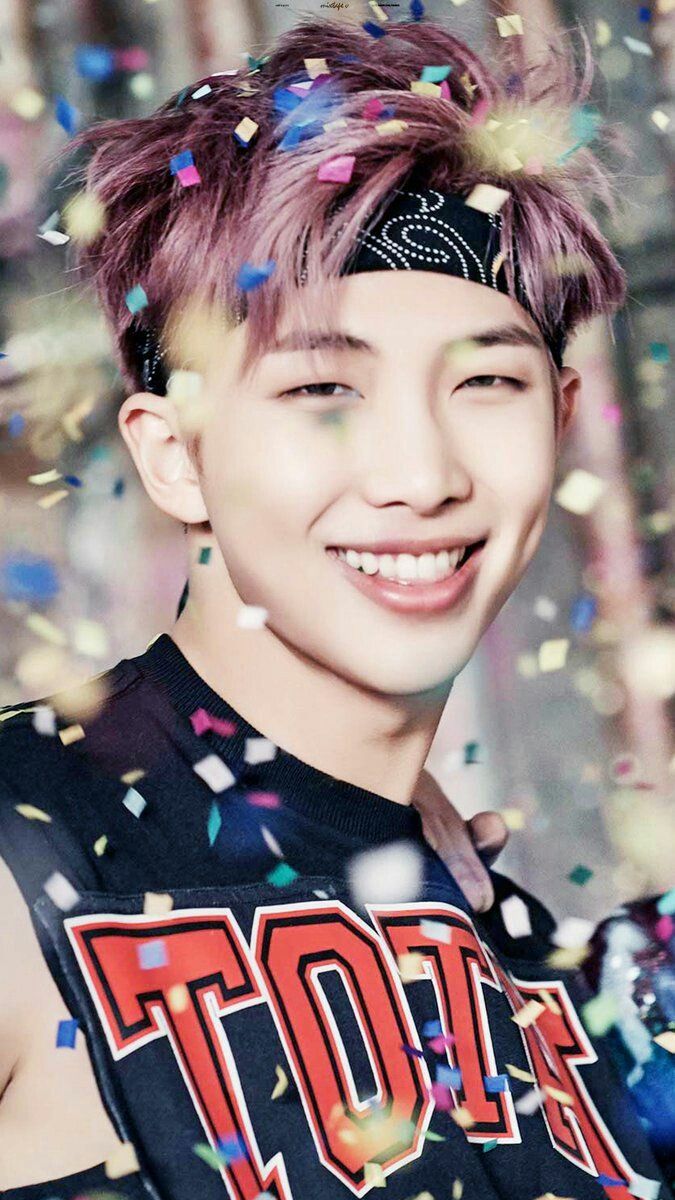 BTS RM Namjoon coriandoli, 675x1200 Verticale, Mobile
