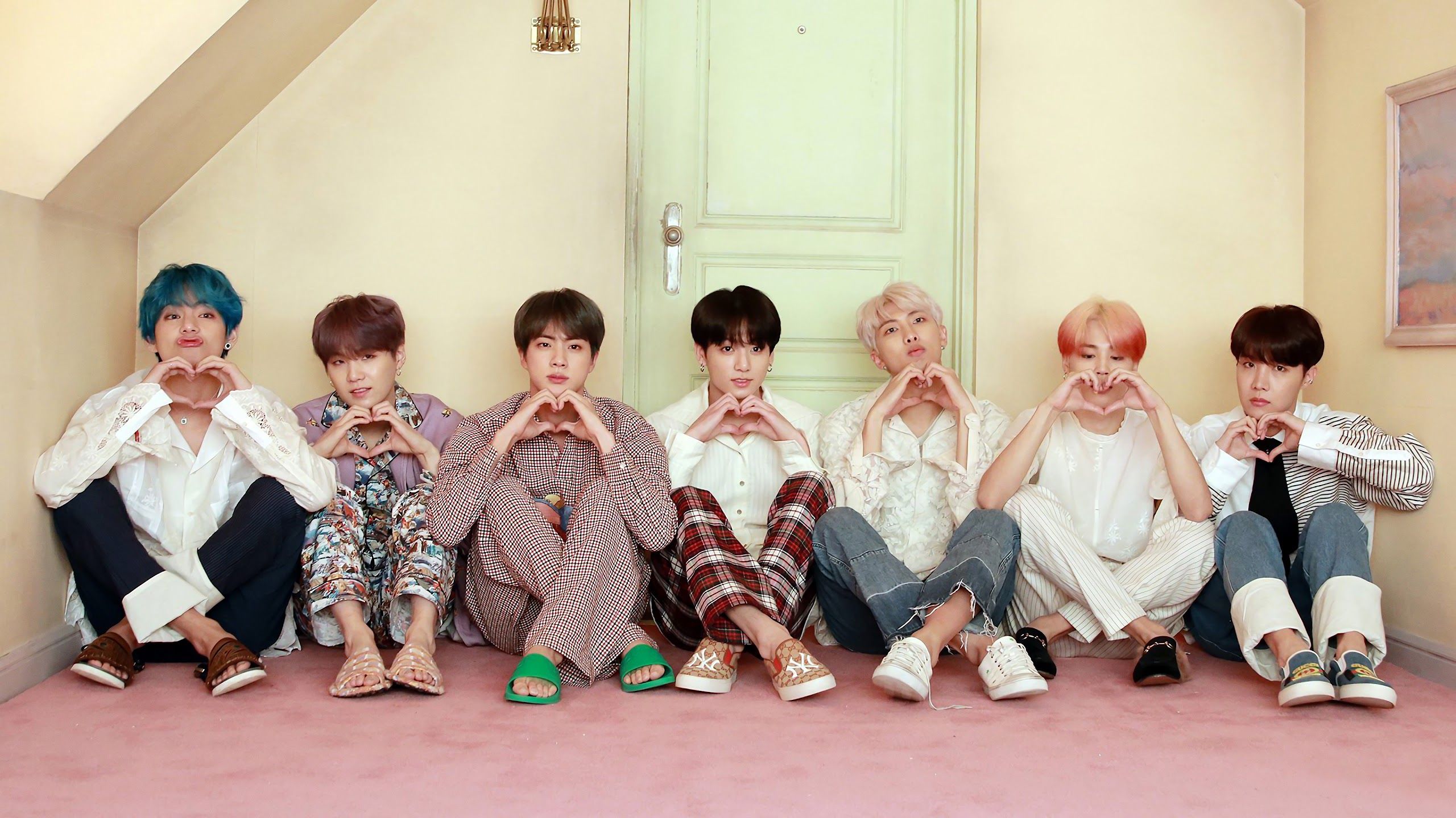 BTS gruppo foto 2017, 2000x1333 Hi-Res, Laptop