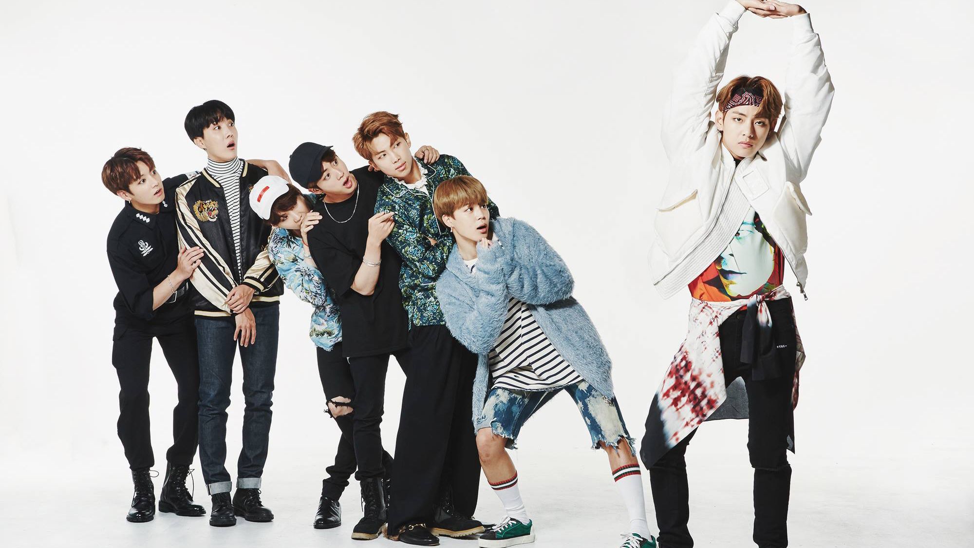 Gruppo BTS in stanza elegante, 1280x720 HD, Notebook Gaming