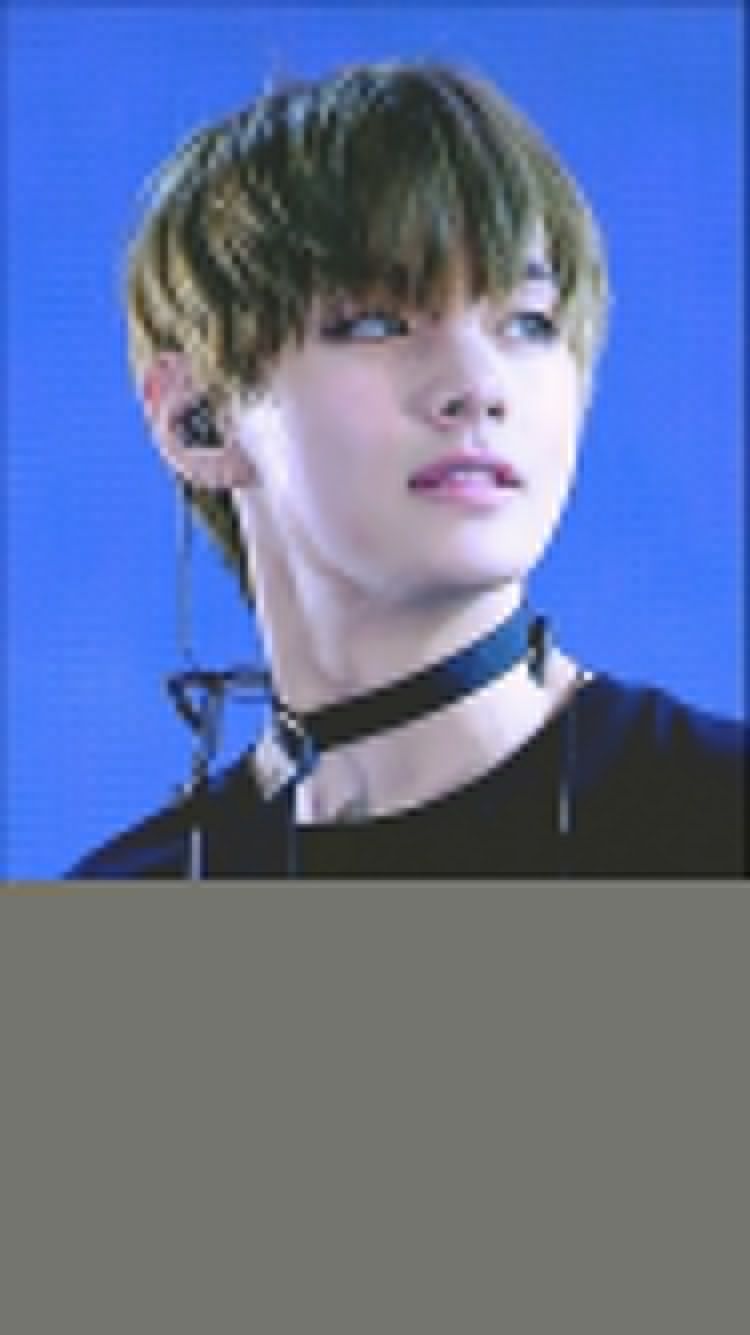 V BTS choker sfondo blu, 750x1335 Verticale, Mobile