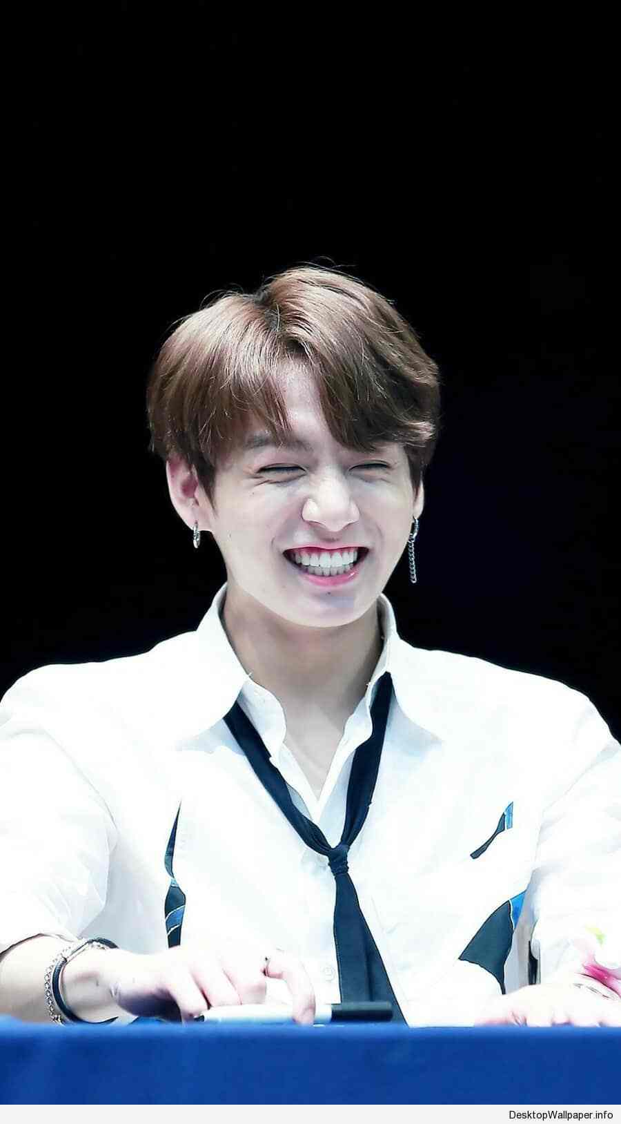 Jungkook BTS sorridente, 900x1628 Full HD Verticale, iPhone