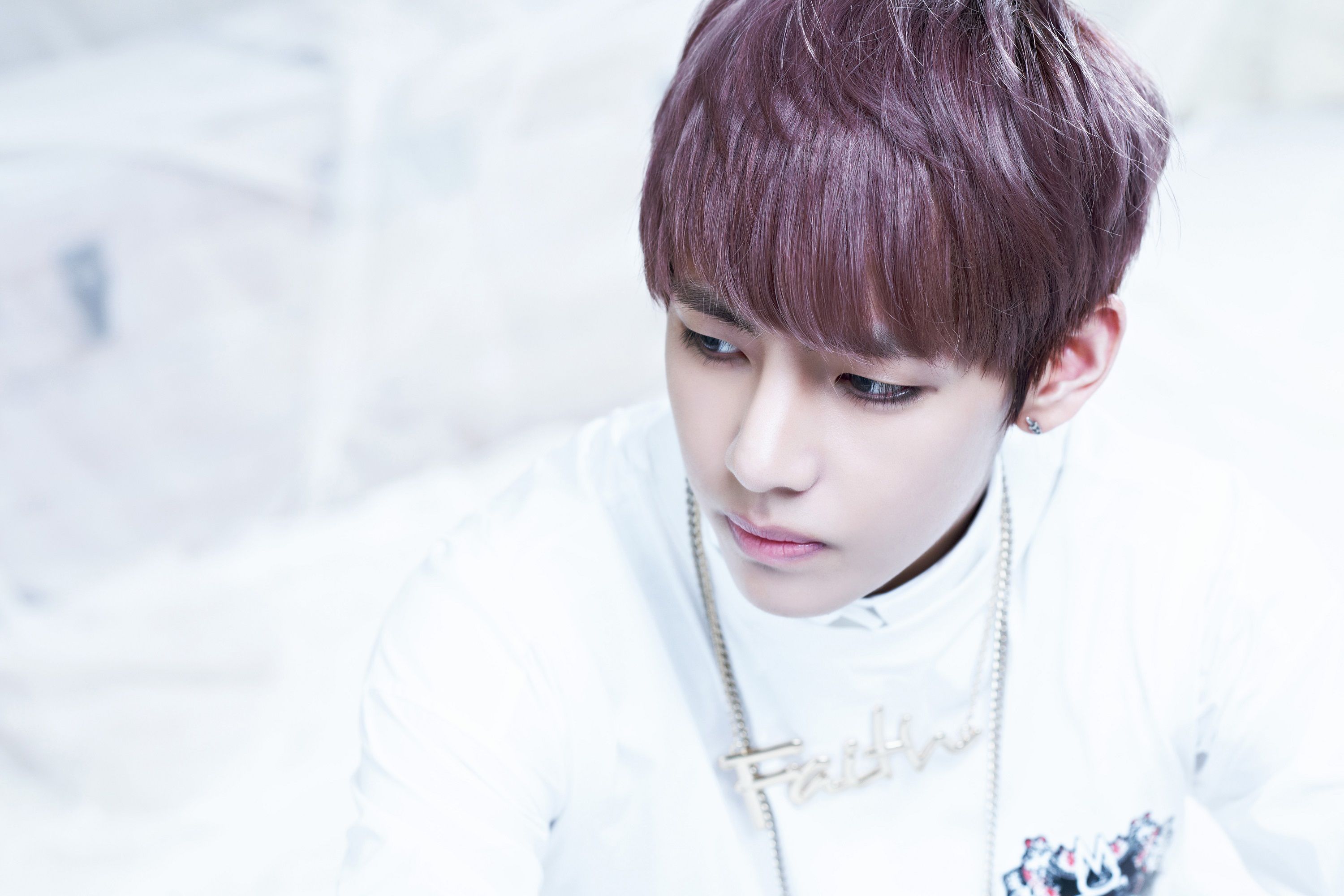 V BTS ritratto capelli castani, 3000x2000 WQXGA, Monitor Gaming