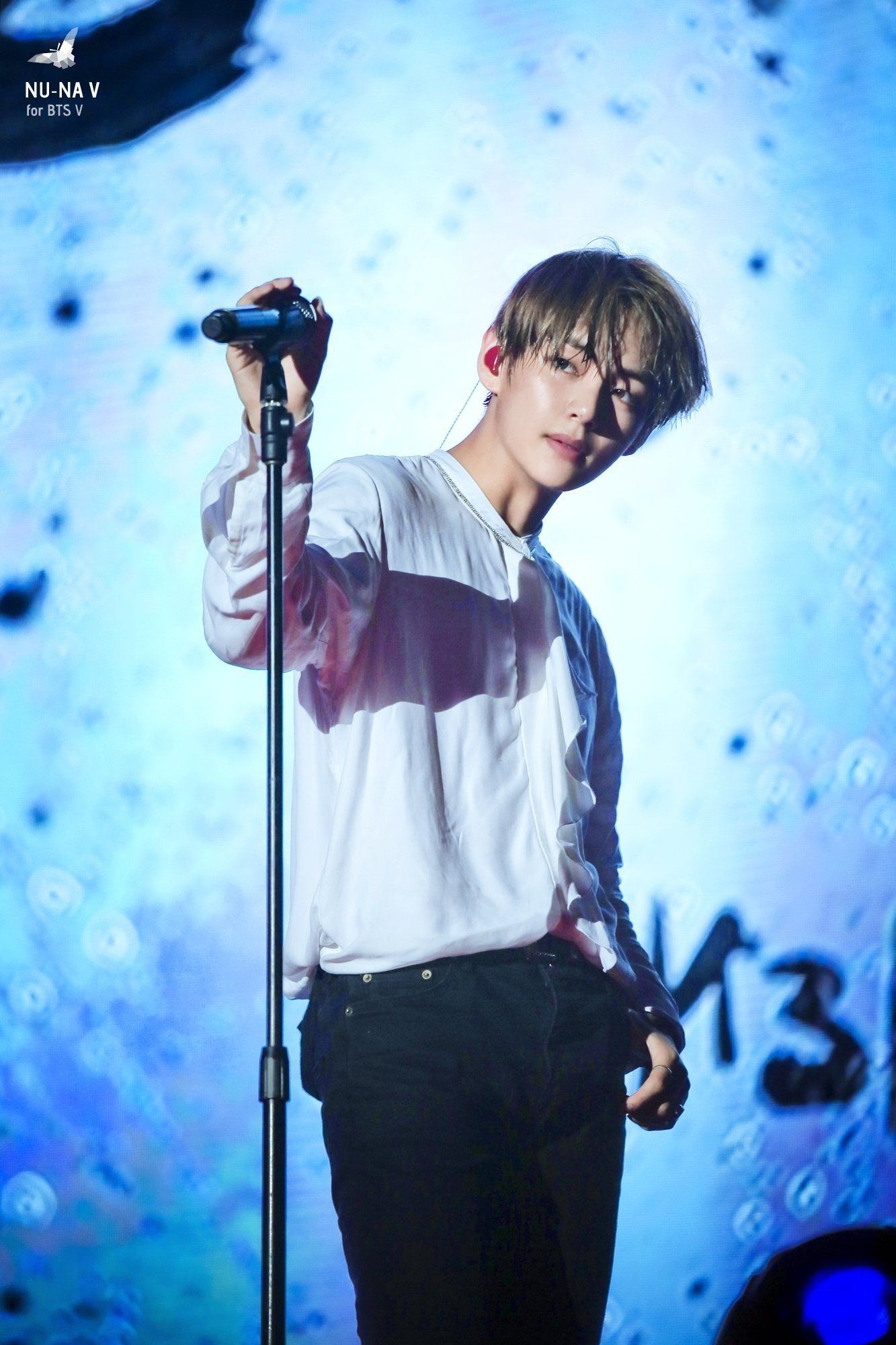 Kim Taehyung BTS V concerto, 1333x2000 Verticale, Xiaomi