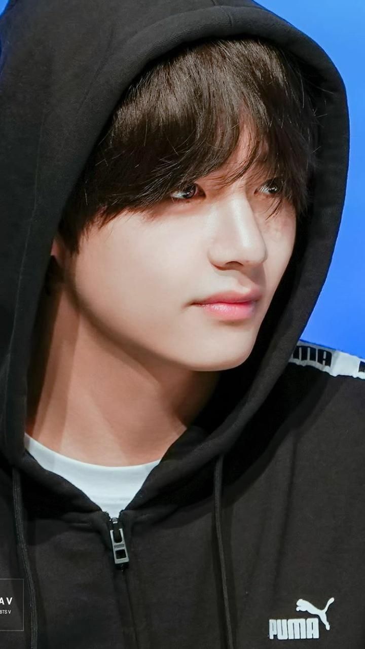 BTS V con felpa nera, 720x1280 Verticale, Telefono