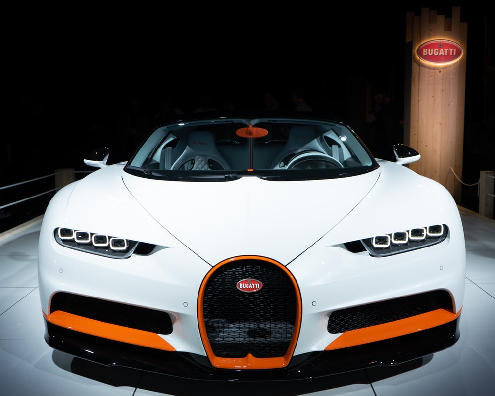 Bugatti bianca e arancione, 1000x800 HD, PC Desktop