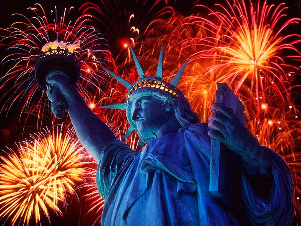 Statua della Libertà con fuochi d'artificio, 1024x768 HD, Laptop