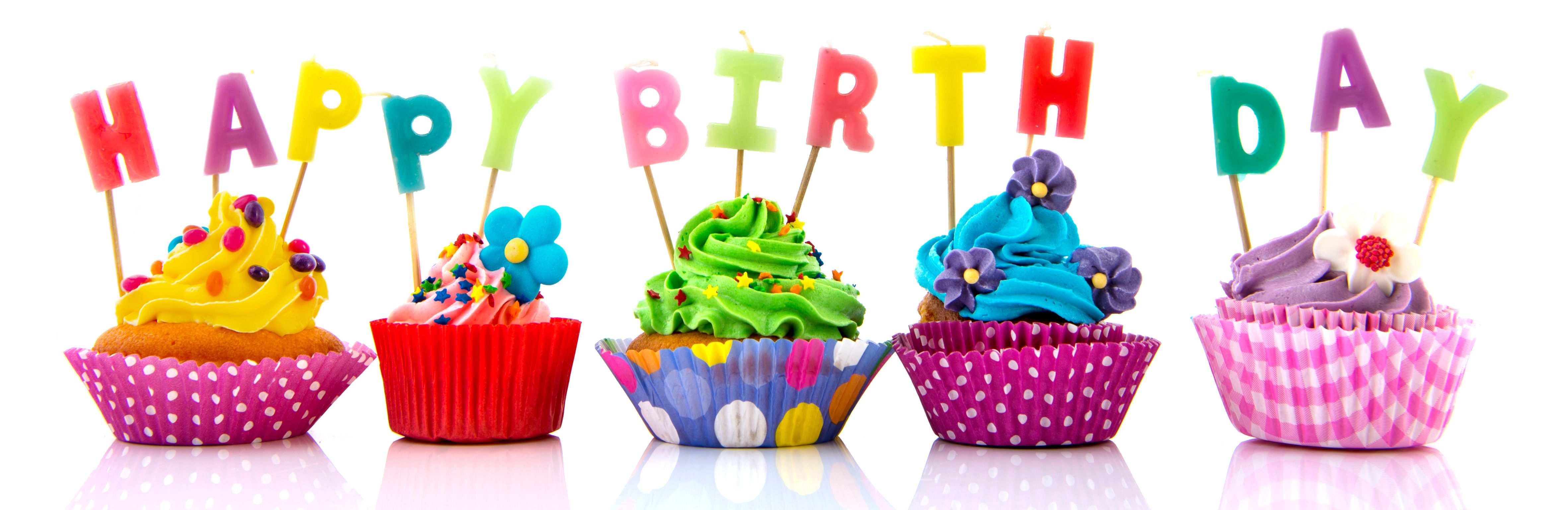 Cupcakes colorati con candeline Happy Birthday, 4725x1536 Ultrawide, Dual Monitor