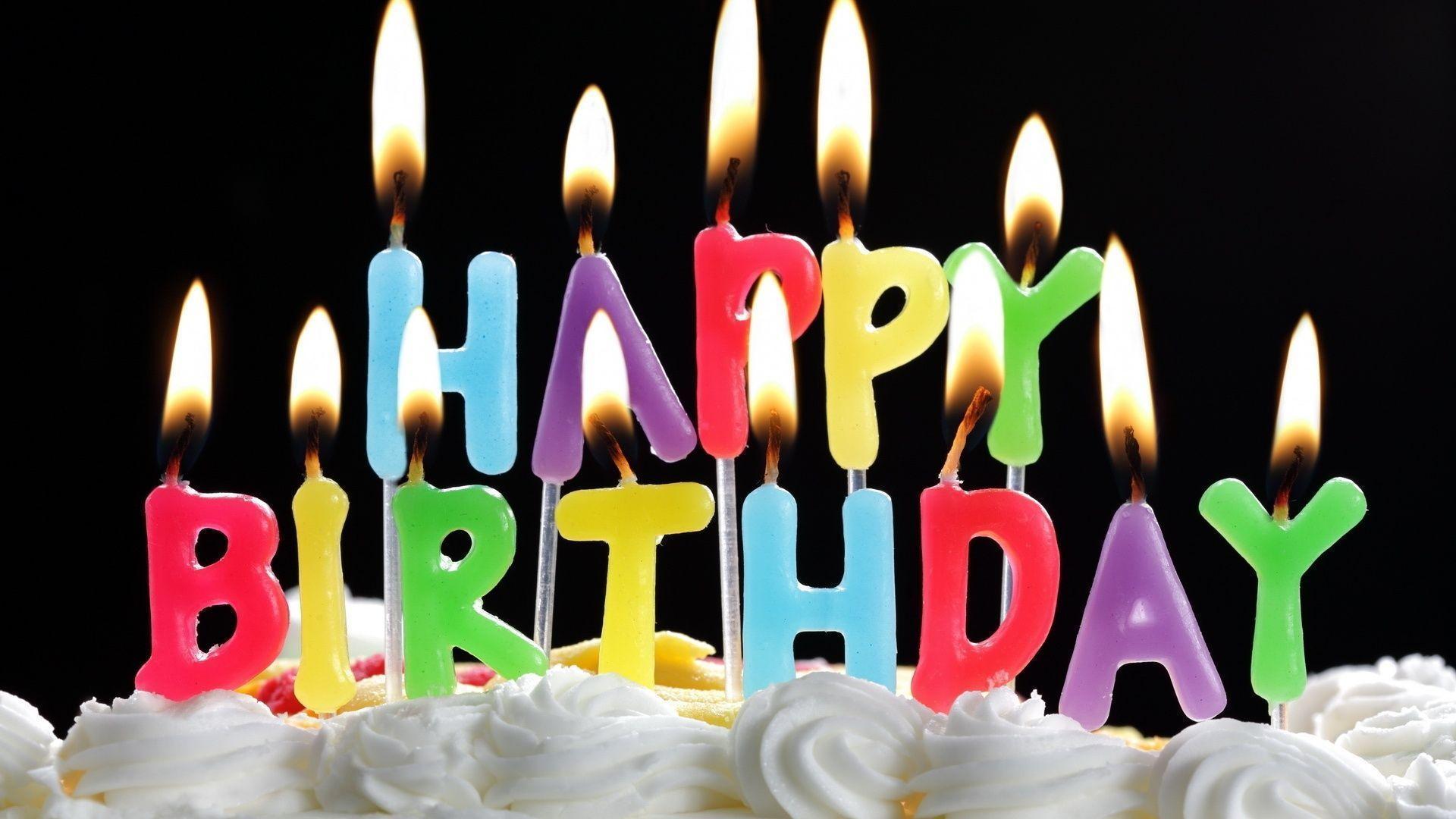 Torta compleanno con candeline colorate, 1920x1080 Full HD, PC