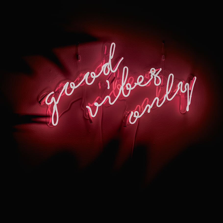Scritta neon rosa good vibes, 910x910 HD, PC